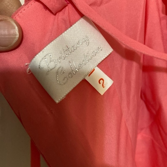 Beautiful Crystal bodice pink gown with sheer overlay size 2 - Picture 10 of 11